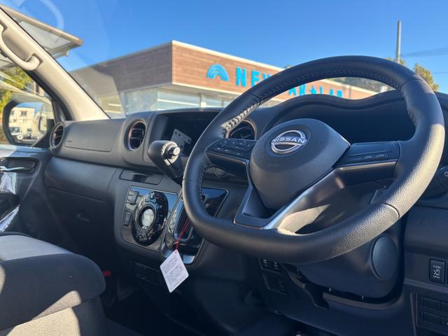 キャラバン ロンググランドプレミアムＧＸ　４ＷＤ　ディーゼル　改良後モデル　デジタルインナーミラー　寒冷地仕様　ＬＥＤヘッドライト（10枚目）