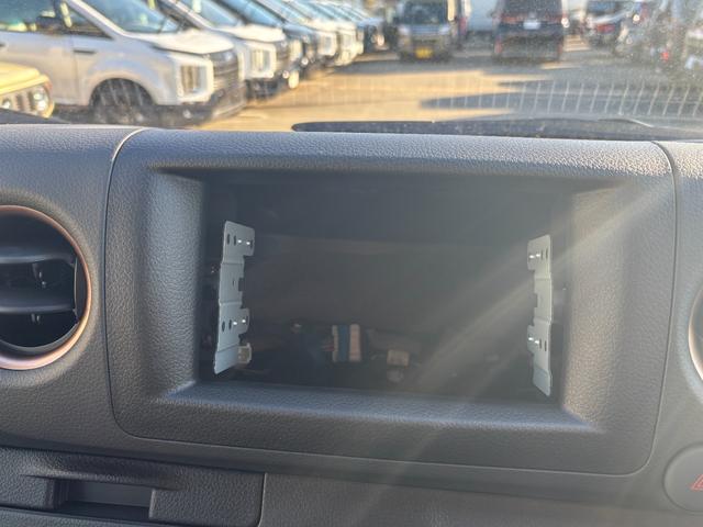 キャラバン ロンググランドプレミアムＧＸ　４ＷＤ　ディーゼル　改良後モデル　デジタルインナーミラー　寒冷地仕様　ＬＥＤヘッドライト（13枚目）