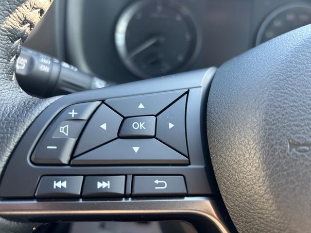 キャラバン ロンググランドプレミアムＧＸ　４ＷＤ　ディーゼル　改良後モデル　デジタルインナーミラー　寒冷地仕様　ＬＥＤヘッドライト（17枚目）