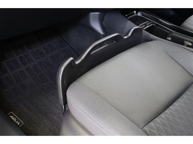 アクア G VSC 衝突軽減ブレーキ バックモニター LED クルーズコントロール スマートキー ETC車載器 AC100V ドライブレコーダー パワーウィンドウ イモビライザー サイドエアバック オートエアコン(28枚目)