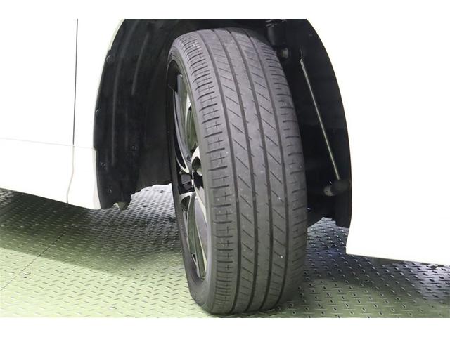 ノア ハイブリッドＳ－Ｚ　横滑り防止機能　エアバッグ　オートクルーズコントロール　地デジ　両側自動ドア　ダブルエアコン　スマートエントリー　ＬＥＤランプ　バックモニター　メモリナビ　３列シート　ＥＴＣ付き　ＡＢＳ　ＡＣ１００Ｖ（12枚目）