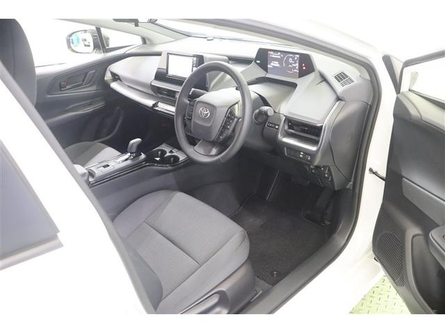 プリウス Ｘ　Ｂモニ　フルセグテレビ　ＤＶＤ再生　メディアプレイヤー接続　ＬＥＤ　ＥＳＣ　ＡＣ１００Ｖ　ナビ＆ＴＶ　盗難防止装置　エアコン　パワーウィンドウ　ＥＴＣ　キーレス　ＡＢＳ　メモリーナビ　サイドエアバック（27枚目）