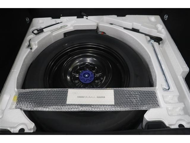 プリウス Ｘ　Ｂモニ　フルセグテレビ　ＤＶＤ再生　メディアプレイヤー接続　ＬＥＤ　ＥＳＣ　ＡＣ１００Ｖ　ナビ＆ＴＶ　盗難防止装置　エアコン　パワーウィンドウ　ＥＴＣ　キーレス　ＡＢＳ　メモリーナビ　サイドエアバック（35枚目）