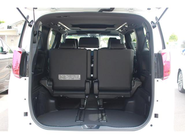 2.5S タイプゴールドII 登録済未使用車 Wサンルーフ ACコンセント パワーバックドア 三眼LEDヘッドライト ディスプレイオーディオ プリクラッシュ レーダークルーズ ハーフレザー レーントレーシング(11枚目)