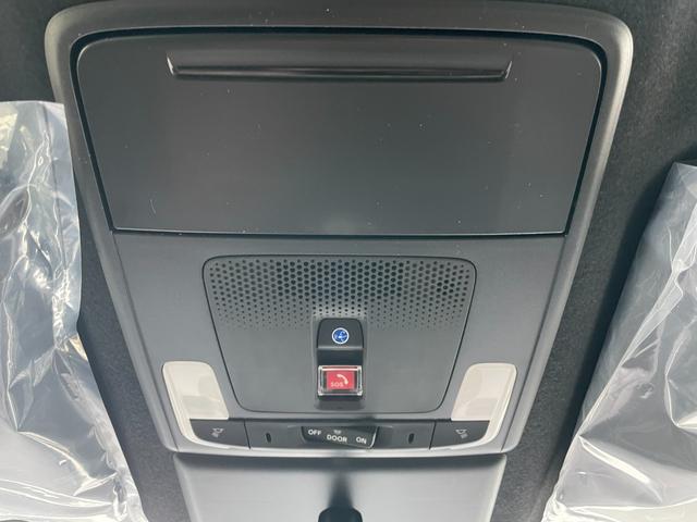 ステップワゴン スパーダ　マルチビュー　ブラインドスポットモニター　電動リヤゲート　シートヒーター　オットマン　ホンダセンシング　ＬＥＤライト　両側電動スライドドア　パーキングセンサー　三列目格納シート（42枚目）