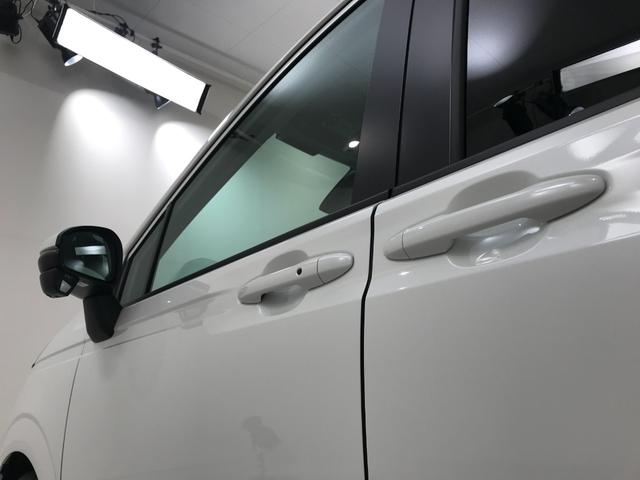 フリード ｅ：ＨＥＶエアー　ＥＸ　登録済未使用車　マルチビュー　シートヒーター　アダプティブクルーズ　後席サーキュレーター　衝突軽減ブレーキ　両側電動スライドドア　６人乗り　純正アルミホイール　ホンダセンシング　ブラインドスポット（30枚目）