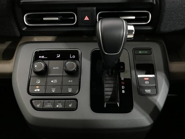 フリード ｅ：ＨＥＶエアー　ＥＸ　登録済未使用車　マルチビュー　シートヒーター　アダプティブクルーズ　後席サーキュレーター　衝突軽減ブレーキ　両側電動スライドドア　６人乗り　純正アルミホイール　ホンダセンシング　ブラインドスポット（52枚目）