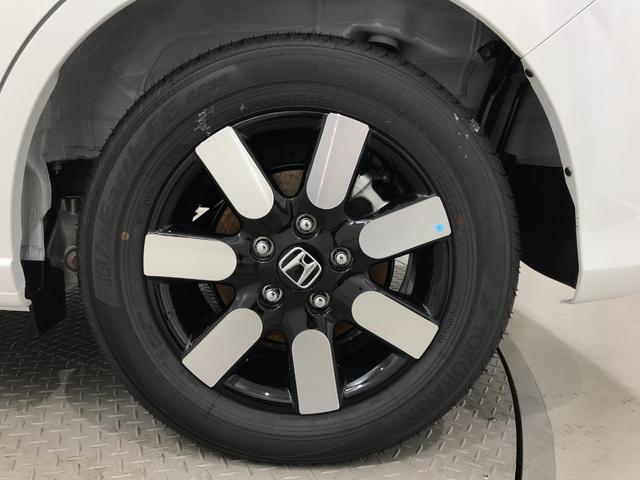 フリード ｅ：ＨＥＶエアー　ＥＸ　登録済未使用車　マルチビュー　シートヒーター　アダプティブクルーズ　後席サーキュレーター　衝突軽減ブレーキ　両側電動スライドドア　６人乗り　純正アルミホイール　ホンダセンシング　ブラインドスポット（14枚目）