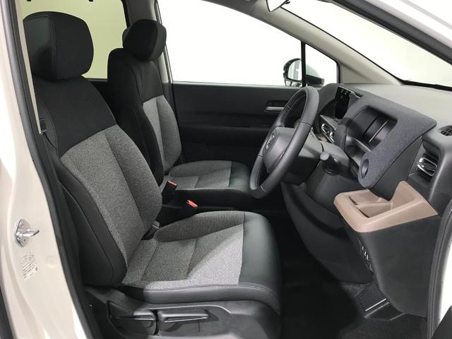 フリード ｅ：ＨＥＶエアー　ＥＸ　登録済未使用車　マルチビュー　シートヒーター　アダプティブクルーズ　後席サーキュレーター　衝突軽減ブレーキ　両側電動スライドドア　６人乗り　純正アルミホイール　ホンダセンシング　ブラインドスポット（34枚目）