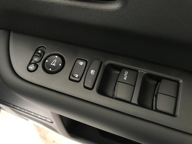 フリード ｅ：ＨＥＶエアー　ＥＸ　登録済未使用車　マルチビュー　シートヒーター　アダプティブクルーズ　後席サーキュレーター　衝突軽減ブレーキ　両側電動スライドドア　６人乗り　純正アルミホイール　ホンダセンシング　ブラインドスポット（42枚目）