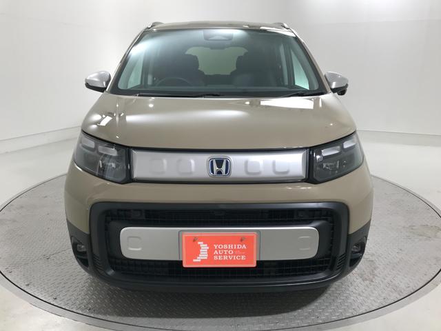 フリード e:HEVクロスター 登録済未使用車 マルチビュー シートヒーター アダプティブクルーズ 後席サーキュレーター 衝突軽減ブレーキ 両側電動スライドドア 6人乗り 純正アルミ ホンダセンシング ブラインドスポット(11枚目)