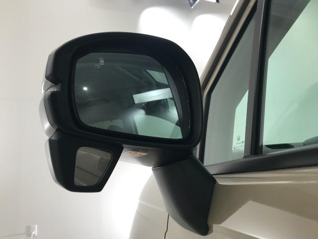 フリード e:HEVクロスター 登録済未使用車 マルチビュー シートヒーター アダプティブクルーズ 後席サーキュレーター 衝突軽減ブレーキ 両側電動スライドドア 6人乗り 純正アルミ ホンダセンシング ブラインドスポット(26枚目)