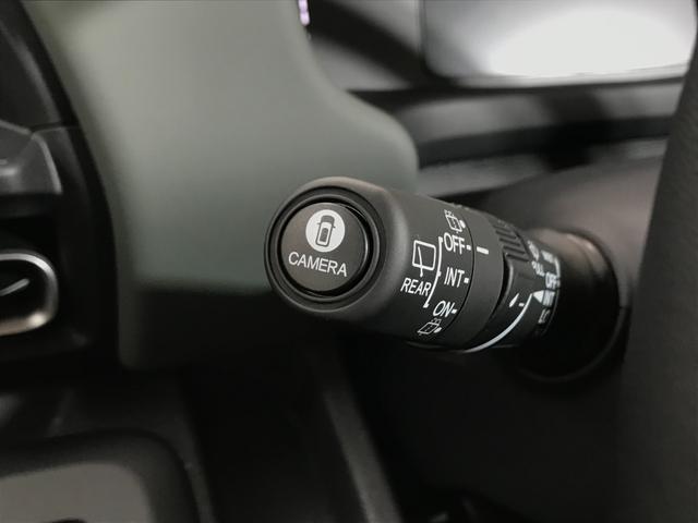 フリード e:HEVクロスター 登録済未使用車 マルチビュー シートヒーター アダプティブクルーズ 後席サーキュレーター 衝突軽減ブレーキ 両側電動スライドドア 6人乗り 純正アルミ ホンダセンシング ブラインドスポット(53枚目)