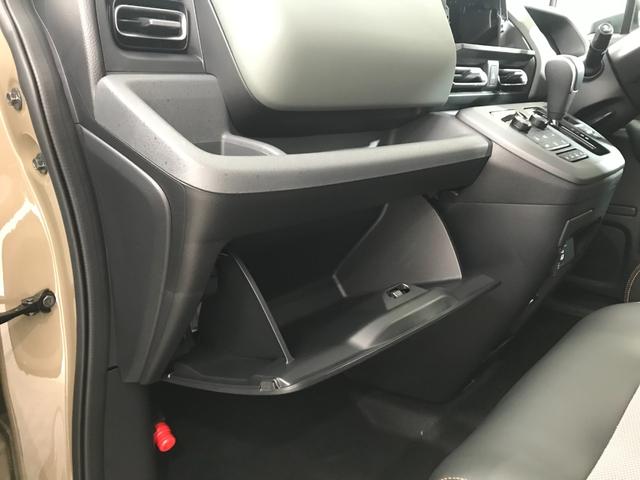 フリード e:HEVクロスター 登録済未使用車 マルチビュー シートヒーター アダプティブクルーズ 後席サーキュレーター 衝突軽減ブレーキ 両側電動スライドドア 6人乗り 純正アルミ ホンダセンシング ブラインドスポット(60枚目)