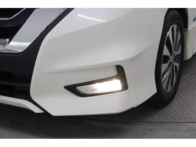セレナ ハイウェイスター　Ｖセレクション　純正９型ナビゲーション　フリップダウンモニター　ドライブレコーダー　衝突軽減ブレーキ　車線逸脱警報システム　両側電動スライドドア　ハンズフリードア　純正アルミホイール　クルーズコントロール（20枚目）