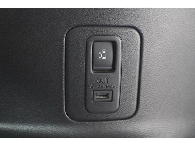 セレナ ハイウェイスター　Ｖセレクション　純正９型ナビゲーション　フリップダウンモニター　アラウンドビューモニター　衝突軽減ブレーキ　車線逸脱警報システム　両側電動スライドドア　ハンズフリードア　純正アルミホイール　クルーズコントロール（69枚目）