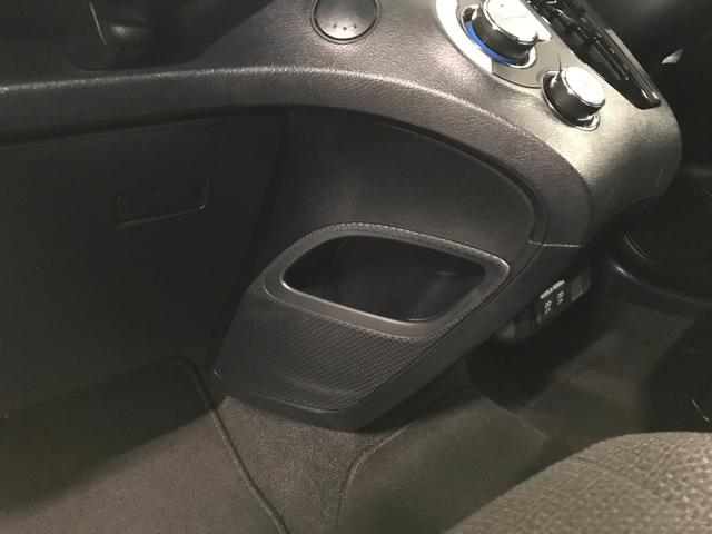 シエンタ ハイブリッドX 純正メモリーナビゲーション ETC バックモニター ドライブレコーダー スマートキー オートエアコン 両側スライドドア 片側電動ドア 衝突軽減ブレーキ 車線逸脱警報システム 7人乗り仕様 HYBRID(60枚目)