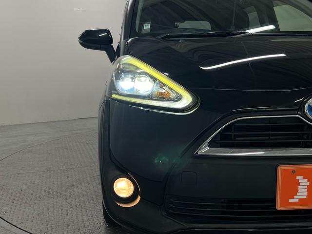 シエンタ ハイブリッドG 純正メモリーナビ ETC バックモニター 前後ドライブレコーダー 衝突軽減ブレーキ 車線逸脱警報 オートライト LEDライト 純正アルミホイール 両側電動スライドドア 7人乗り仕様 HYBRID(14枚目)