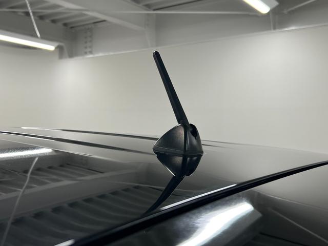 シエンタ ハイブリッドG 純正メモリーナビ ETC バックモニター 前後ドライブレコーダー 衝突軽減ブレーキ 車線逸脱警報 オートライト LEDライト 純正アルミホイール 両側電動スライドドア 7人乗り仕様 HYBRID(22枚目)