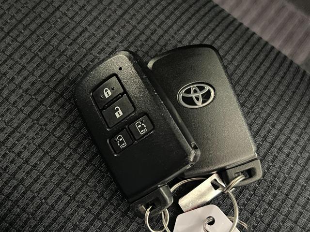 シエンタ ハイブリッドG 純正メモリーナビ ETC バックモニター 前後ドライブレコーダー 衝突軽減ブレーキ 車線逸脱警報 オートライト LEDライト 純正アルミホイール 両側電動スライドドア 7人乗り仕様 HYBRID(42枚目)