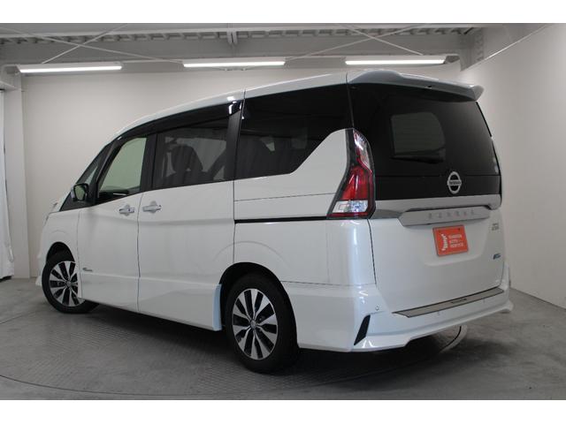 セレナ ハイウェイスターＧ　社外メモリーナビゲーション　フリップダウンモニター　アラウンドビューモニター　衝突軽減ブレーキ　車線逸脱警報システム　クルーズコントロール　ＥＴＣ　ＬＥＤライト　両側電動スライドドア（6枚目）