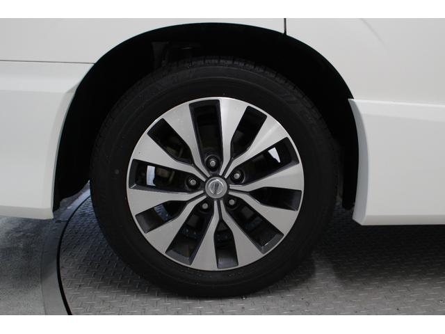 セレナ ハイウェイスターＧ　社外メモリーナビゲーション　フリップダウンモニター　アラウンドビューモニター　衝突軽減ブレーキ　車線逸脱警報システム　クルーズコントロール　ＥＴＣ　ＬＥＤライト　両側電動スライドドア（14枚目）