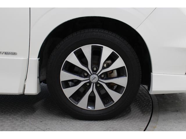 セレナ ハイウェイスターＧ　社外メモリーナビゲーション　フリップダウンモニター　アラウンドビューモニター　衝突軽減ブレーキ　車線逸脱警報システム　クルーズコントロール　ＥＴＣ　ＬＥＤライト　両側電動スライドドア（15枚目）