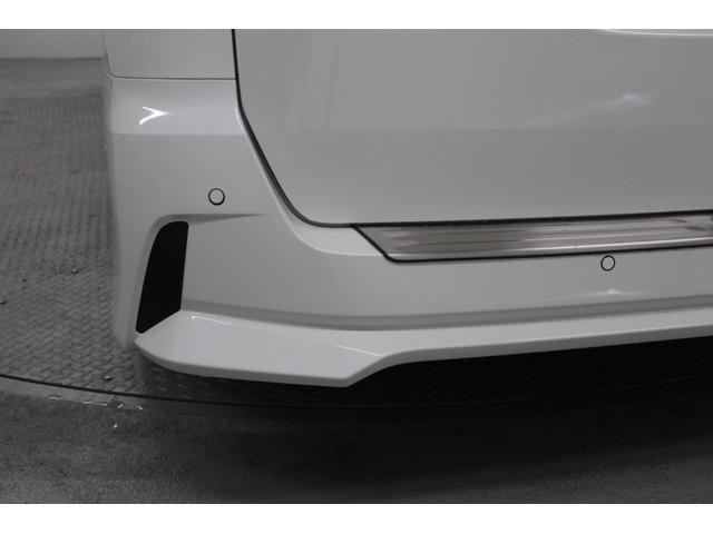 セレナ ハイウェイスターＧ　社外メモリーナビゲーション　フリップダウンモニター　アラウンドビューモニター　衝突軽減ブレーキ　車線逸脱警報システム　クルーズコントロール　ＥＴＣ　ＬＥＤライト　両側電動スライドドア（20枚目）