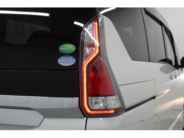 セレナ ハイウェイスターＧ　社外メモリーナビゲーション　フリップダウンモニター　アラウンドビューモニター　衝突軽減ブレーキ　車線逸脱警報システム　クルーズコントロール　ＥＴＣ　ＬＥＤライト　両側電動スライドドア（22枚目）