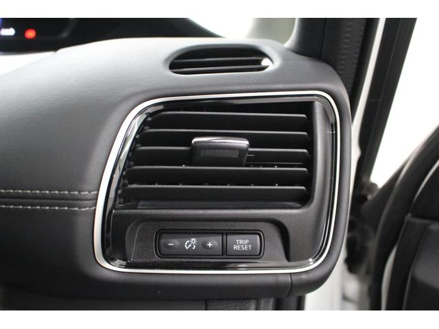 セレナ ハイウェイスターＧ　社外メモリーナビゲーション　フリップダウンモニター　アラウンドビューモニター　衝突軽減ブレーキ　車線逸脱警報システム　クルーズコントロール　ＥＴＣ　ＬＥＤライト　両側電動スライドドア（41枚目）