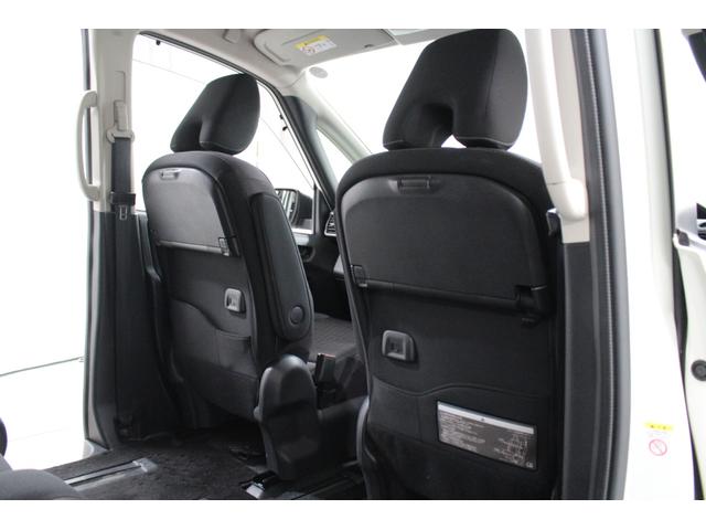 セレナ ハイウェイスターＧ　社外メモリーナビゲーション　フリップダウンモニター　アラウンドビューモニター　衝突軽減ブレーキ　車線逸脱警報システム　クルーズコントロール　ＥＴＣ　ＬＥＤライト　両側電動スライドドア（52枚目）