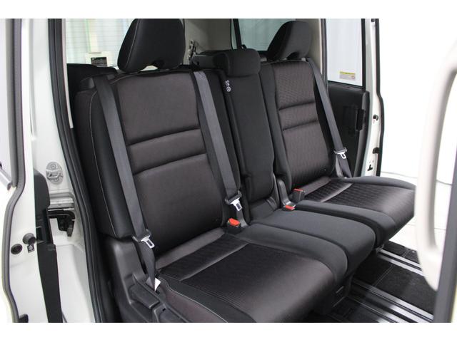 セレナ ハイウェイスターＧ　社外メモリーナビゲーション　フリップダウンモニター　アラウンドビューモニター　衝突軽減ブレーキ　車線逸脱警報システム　クルーズコントロール　ＥＴＣ　ＬＥＤライト　両側電動スライドドア（55枚目）