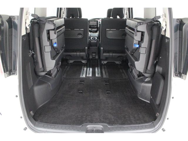 セレナ ハイウェイスターＧ　社外メモリーナビゲーション　フリップダウンモニター　アラウンドビューモニター　衝突軽減ブレーキ　車線逸脱警報システム　クルーズコントロール　ＥＴＣ　ＬＥＤライト　両側電動スライドドア（62枚目）