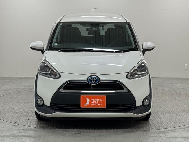 シエンタ ハイブリッドＧ　クエロ　純正メモリーナビゲーション　ＥＴＣ　バックモニター　ドライブレコーダー　運転席助手席シートヒーター　ＬＥＤライト　衝突軽減ブレーキ　車線逸脱警報システム　オートライト　両側電動スライドドア（8枚目）