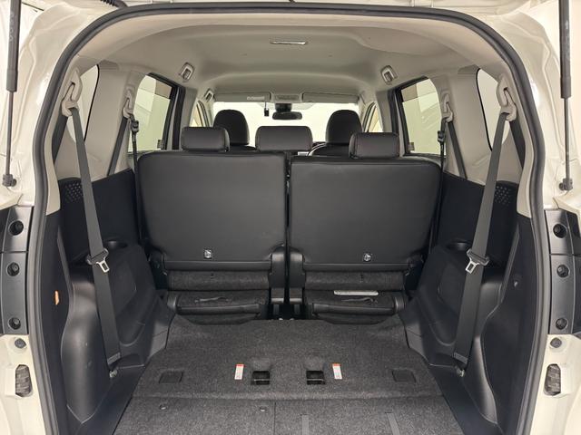 シエンタ ハイブリッドＧ　クエロ　純正メモリーナビゲーション　ＥＴＣ　バックモニター　ドライブレコーダー　運転席助手席シートヒーター　ＬＥＤライト　衝突軽減ブレーキ　車線逸脱警報システム　オートライト　両側電動スライドドア（18枚目）