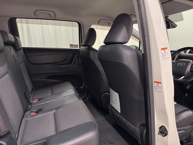 シエンタ ハイブリッドＧ　クエロ　純正メモリーナビゲーション　ＥＴＣ　バックモニター　ドライブレコーダー　運転席助手席シートヒーター　ＬＥＤライト　衝突軽減ブレーキ　車線逸脱警報システム　オートライト　両側電動スライドドア（62枚目）