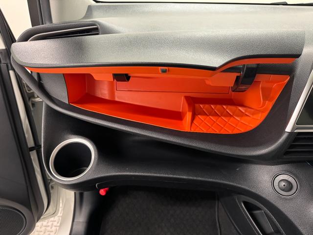 シエンタ ハイブリッドＧ　クエロ　純正メモリーナビゲーション　ＥＴＣ　バックモニター　ドライブレコーダー　運転席助手席シートヒーター　ＬＥＤライト　衝突軽減ブレーキ　車線逸脱警報システム　オートライト　両側電動スライドドア（68枚目）