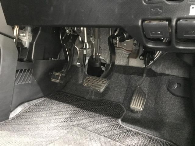 ルーミー カスタムＧ　純正９型ナビゲーション　パノラミックビューモニター　運転席助手席シートヒーター　ＥＴＣ　純正アルミホイール　ＬＥＤライト　両側電動スライドドア　衝突軽減ブレーキ　車線逸脱警報　コーナーセンサー（41枚目）