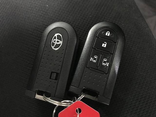 ルーミー カスタムＧ　純正９型ナビゲーション　パノラミックビューモニター　運転席助手席シートヒーター　ＥＴＣ　純正アルミホイール　ＬＥＤライト　両側電動スライドドア　衝突軽減ブレーキ　車線逸脱警報　コーナーセンサー（43枚目）