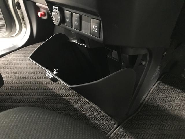 ルーミー カスタムＧ　純正９型ナビゲーション　パノラミックビューモニター　運転席助手席シートヒーター　ＥＴＣ　純正アルミホイール　ＬＥＤライト　両側電動スライドドア　衝突軽減ブレーキ　車線逸脱警報　コーナーセンサー（58枚目）