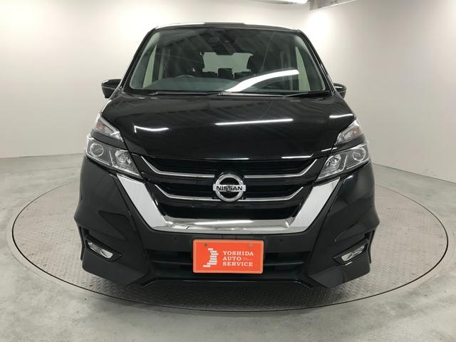 セレナ ハイウェイスター　ＶセレクションＩＩ　純正９型ナビゲーション　フリップダウンモニター　プロパイロット　スマートルームミラー　アラウンドビューモニター　ドライブレコーダー　リヤオートエアコン　アダプティブクルーズ　電子ミラー　ＥＴＣ（12枚目）