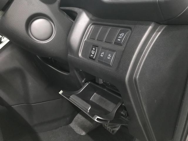 セレナ ハイウェイスター　ＶセレクションＩＩ　純正９型ナビゲーション　フリップダウンモニター　プロパイロット　スマートルームミラー　アラウンドビューモニター　ドライブレコーダー　リヤオートエアコン　アダプティブクルーズ　電子ミラー　ＥＴＣ（30枚目）