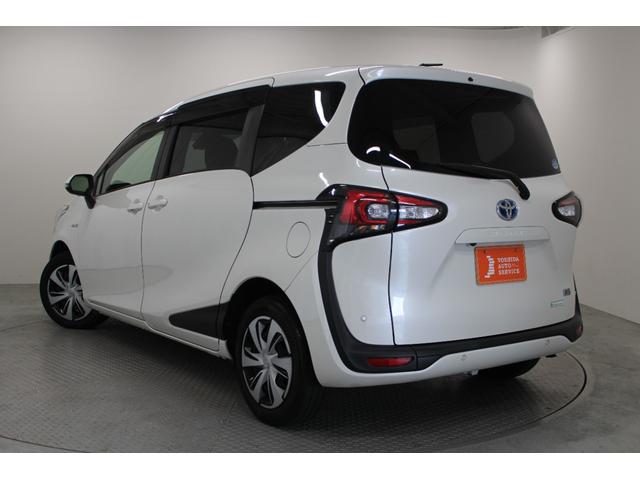 シエンタ ハイブリッドＧ　クエロ　純正メモリーナビ　パノラミックビューモニター　運転席助手席シートヒーター　ステアリングヒーター　両側電動スライドドア　ＬＥＤライト　オートライト　衝突軽減ブレーキ　車線逸脱警報　ＥＴＣ（6枚目）