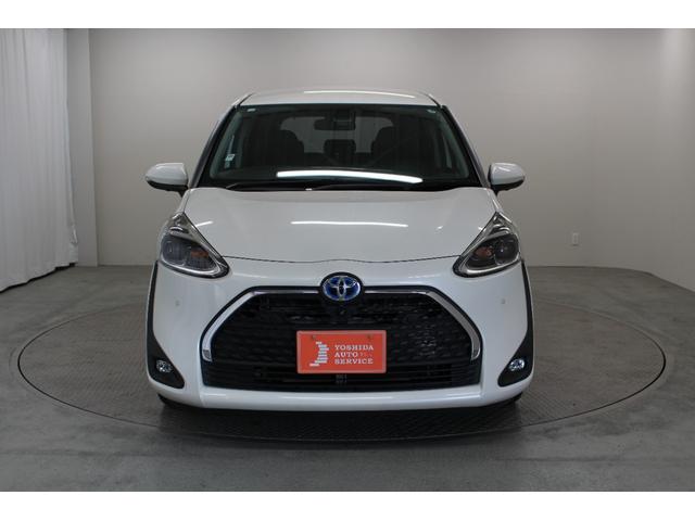 シエンタ ハイブリッドＧ　クエロ　純正メモリーナビ　パノラミックビューモニター　運転席助手席シートヒーター　ステアリングヒーター　両側電動スライドドア　ＬＥＤライト　オートライト　衝突軽減ブレーキ　車線逸脱警報　ＥＴＣ（10枚目）