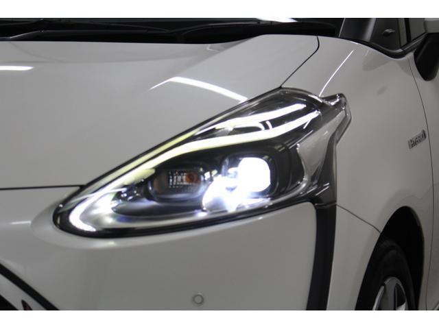 シエンタ ハイブリッドＧ　クエロ　純正メモリーナビ　パノラミックビューモニター　運転席助手席シートヒーター　ステアリングヒーター　両側電動スライドドア　ＬＥＤライト　オートライト　衝突軽減ブレーキ　車線逸脱警報　ＥＴＣ（21枚目）