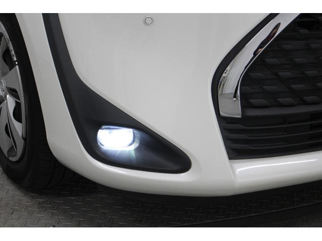 シエンタ ハイブリッドＧ　クエロ　純正メモリーナビ　パノラミックビューモニター　運転席助手席シートヒーター　ステアリングヒーター　両側電動スライドドア　ＬＥＤライト　オートライト　衝突軽減ブレーキ　車線逸脱警報　ＥＴＣ（23枚目）