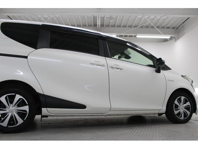 シエンタ ハイブリッドＧ　クエロ　純正メモリーナビ　パノラミックビューモニター　運転席助手席シートヒーター　ステアリングヒーター　両側電動スライドドア　ＬＥＤライト　オートライト　衝突軽減ブレーキ　車線逸脱警報　ＥＴＣ（28枚目）