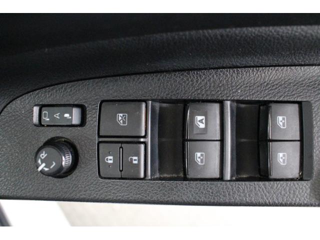 シエンタ ハイブリッドＧ　クエロ　純正メモリーナビ　パノラミックビューモニター　運転席助手席シートヒーター　ステアリングヒーター　両側電動スライドドア　ＬＥＤライト　オートライト　衝突軽減ブレーキ　車線逸脱警報　ＥＴＣ（33枚目）