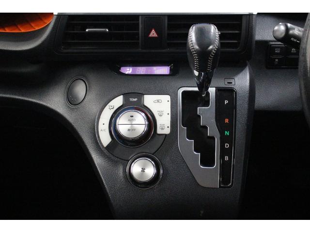 シエンタ ハイブリッドＧ　クエロ　純正メモリーナビ　パノラミックビューモニター　運転席助手席シートヒーター　ステアリングヒーター　両側電動スライドドア　ＬＥＤライト　オートライト　衝突軽減ブレーキ　車線逸脱警報　ＥＴＣ（40枚目）