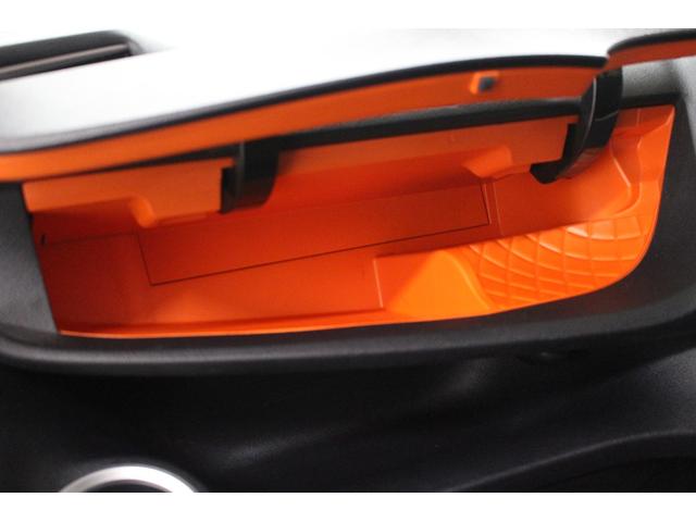 シエンタ ハイブリッドＧ　クエロ　純正メモリーナビ　パノラミックビューモニター　運転席助手席シートヒーター　ステアリングヒーター　両側電動スライドドア　ＬＥＤライト　オートライト　衝突軽減ブレーキ　車線逸脱警報　ＥＴＣ（73枚目）